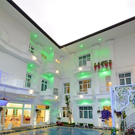 Sahira Butik Pakuan Syariah Hotel Bogor Buitenkant foto