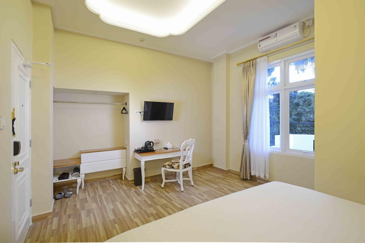 Sahira Butik Pakuan Syariah Hotel Bogor Buitenkant foto
